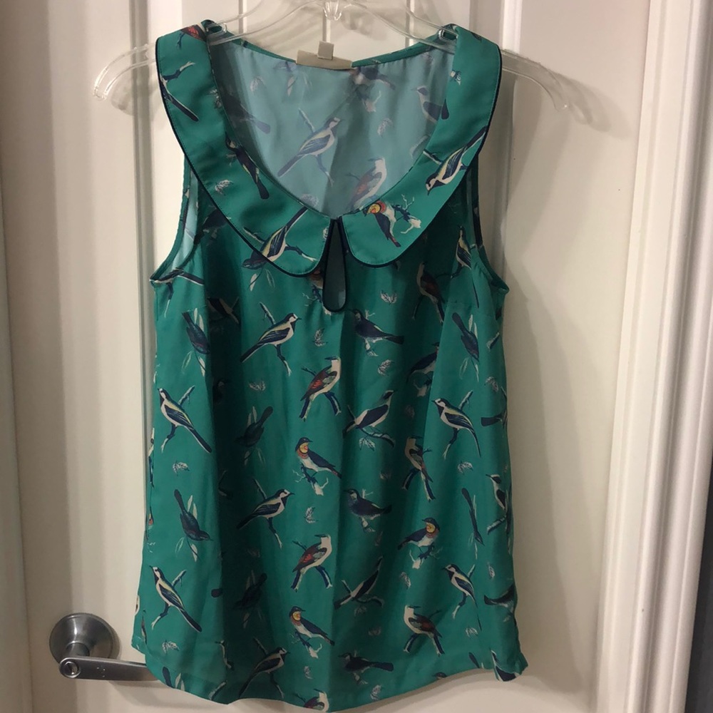 Jelly green bird blouse NWOT